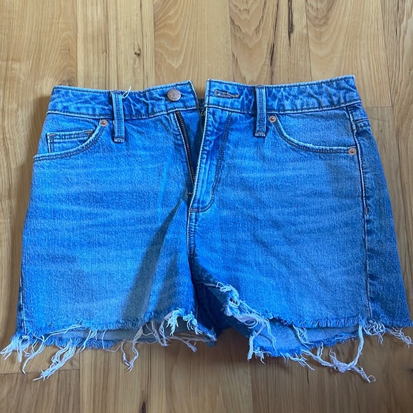 Universal Threads High Rise Shortie- Target - Picture 1 of 4